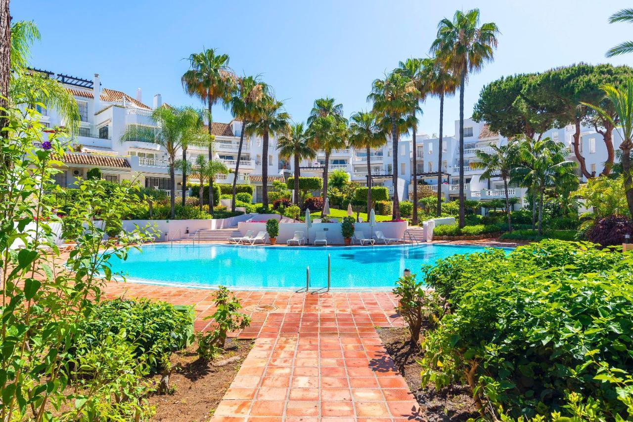 Elviria Playa White Pearl Beach Marbella Eksteriør billede